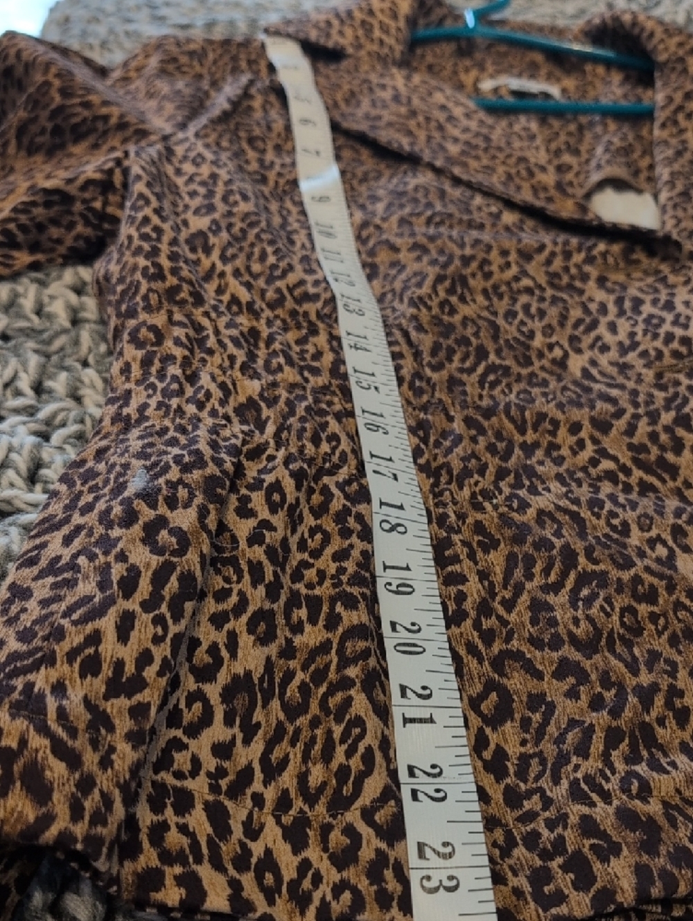 337 -Joan Rivers Leopard Jacket • Cinched Waist • Cool‑Chic Statement - Picture 10 of 10